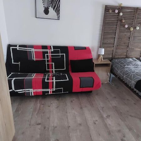 Suite 3 Pieces Chambre+Cuisine+Sdb Centre Ville Privas Exterior foto