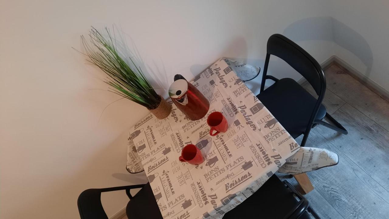 Suite 3 Pieces Chambre+Cuisine+Sdb Centre Ville Privas Exterior foto