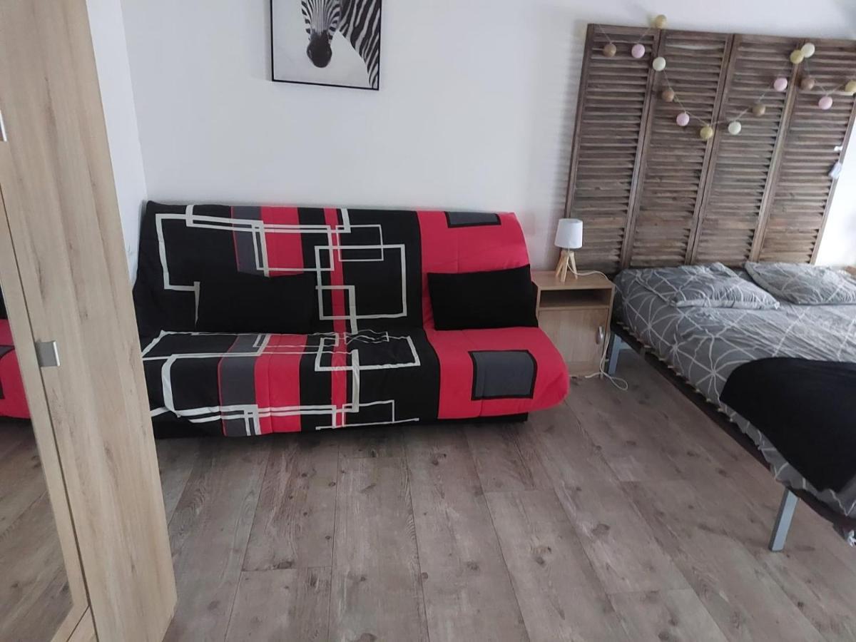 Suite 3 Pieces Chambre+Cuisine+Sdb Centre Ville Privas Exterior foto